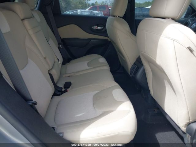 1C4PJLABXFW602181 Jeep Cherokee Sport