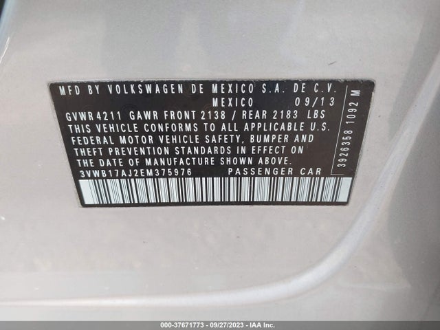 3VWB17AJ2EM375976 Volkswagen Jetta Sedan Se W/connectivity/sunroof