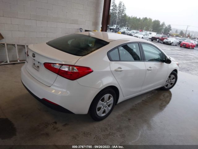 KNAFX4A67G5497154 KIA FORTE LX