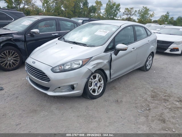 Ford FIESTA SE 2016 3FADP4BJ6GM118268 Image 2