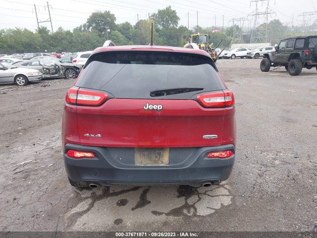 1C4PJMCSXEW180902 Jeep Cherokee Latitude