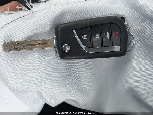 Toyota COROLLA LE 2022 JTDEPMAE1N3021755 Image 11