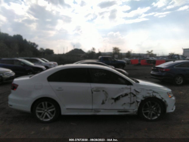 3VWL17AJ4HM211850 Volkswagen Jetta 1.8t Sel