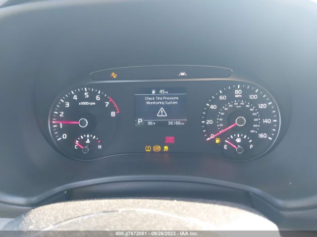 KNDJ23AU7N7827204 KIA SOUL LX