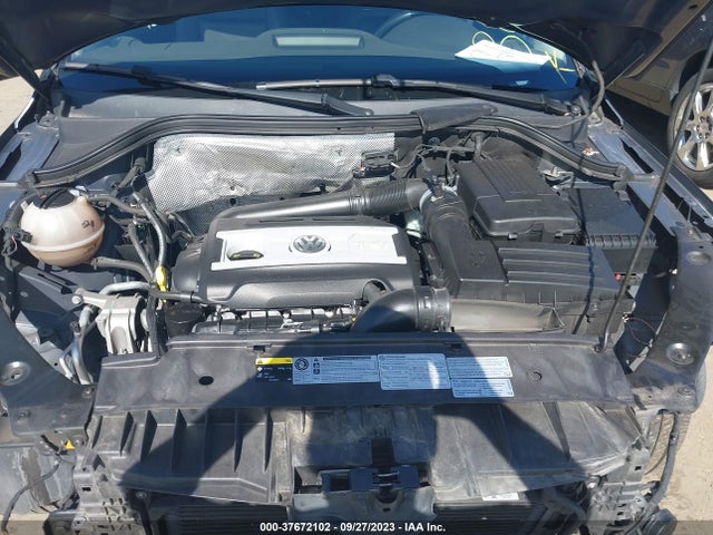 WVGSV7AX4HW509446 Volkswagen Tiguan Wolfsburg Edition