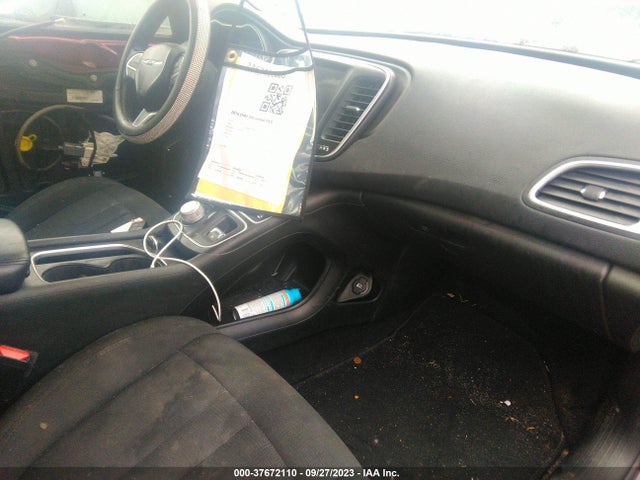 Chrysler 200 Limited 2016 1C3CCCAB6GN167048 Image 5
