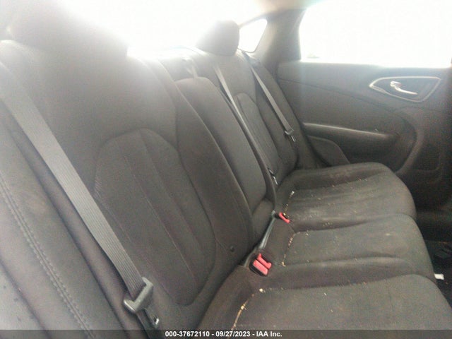Chrysler 200 Limited 2016 1C3CCCAB6GN167048 Image 8