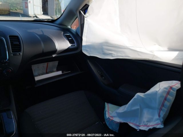 3KPFL4A79HE103568 KIA FORTE S