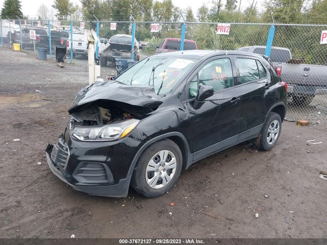 Chevrolet TRAX LS 2017 3GNCJKSB4HL203404 Image 2