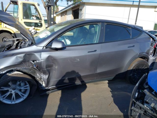 7SAYGDEE8PF877943 Tesla Model Y Long Range