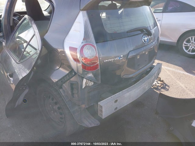Toyota Prius C One/three/two/four 2014 JTDKDTB31E1566627 Image 6