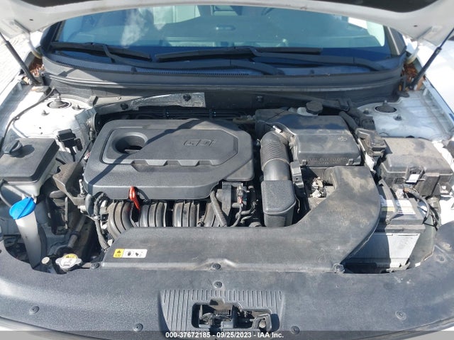 2016 HYUNDAI SONATA 2.4L SE VIN: 5NPE24AF2GH292144