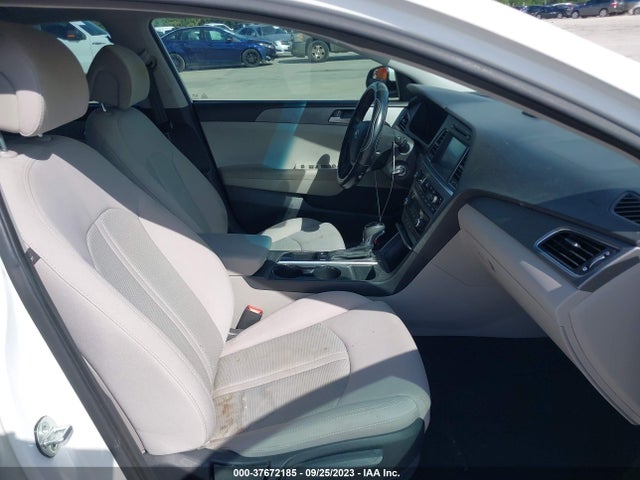 2016 HYUNDAI SONATA 2.4L SE VIN: 5NPE24AF2GH292144