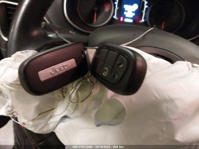 2021 JEEP CHEROKEE 1C4PJMLB4MD185961 Photo 10