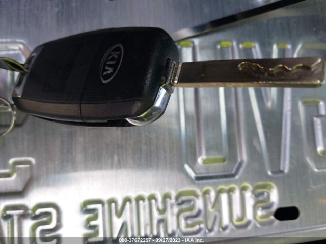 5XXGT4L38LG434303 KIA Optima Lx