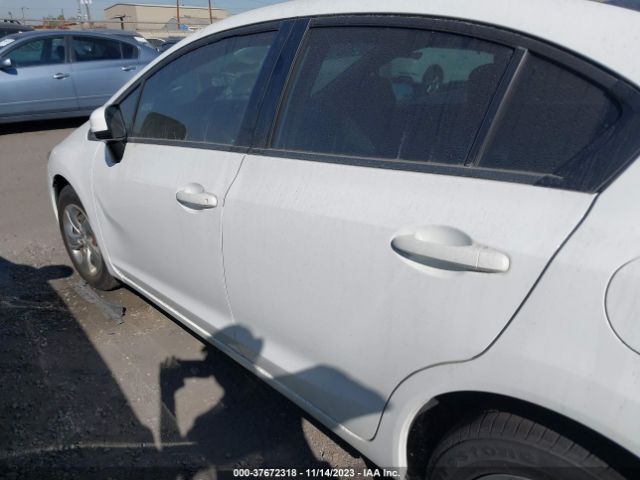19XFB2F53FE271671 Honda Civic Sedan Lx