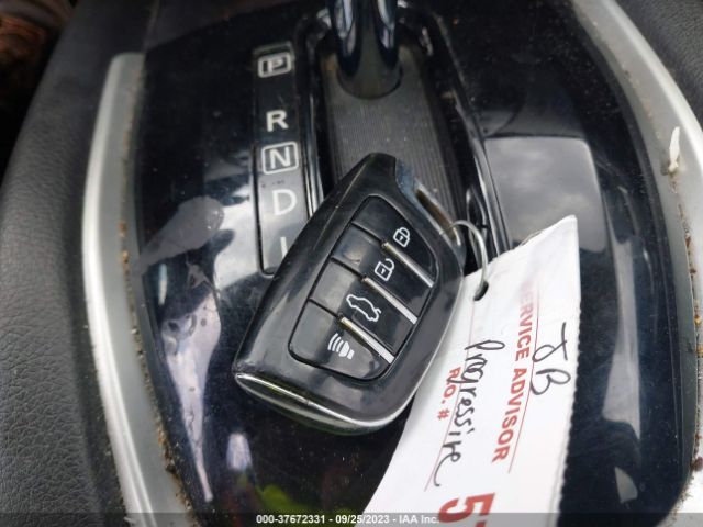5N1AT2MV1FC785564 Nissan Rogue Sl