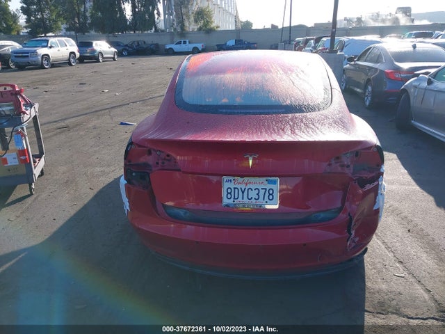 2018 Tesla 3, VIN: 5YJ3E1EAXJF010432