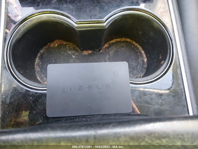 2018 Tesla 3, VIN: 5YJ3E1EAXJF010432