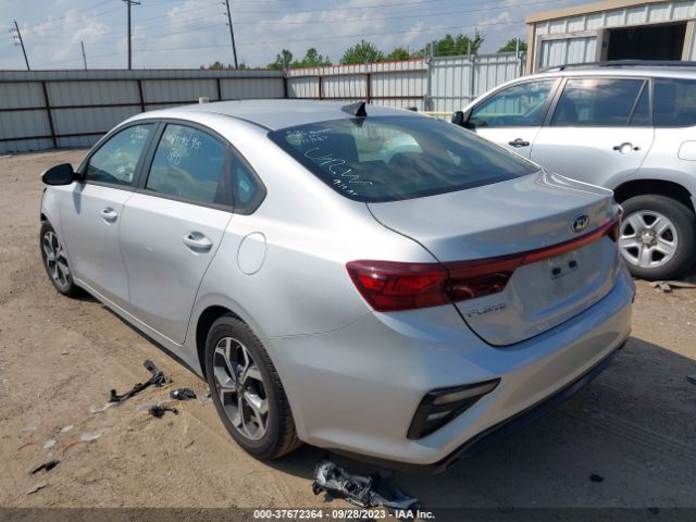 3KPF24AD7ME307689 KIA Forte Lxs
