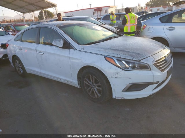 Hyundai SONATA SE 2016 5NPE24AF2GH398920 Image 1