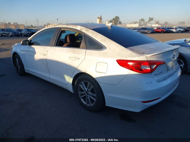 Hyundai SONATA SE 2016 5NPE24AF2GH398920 Image 3