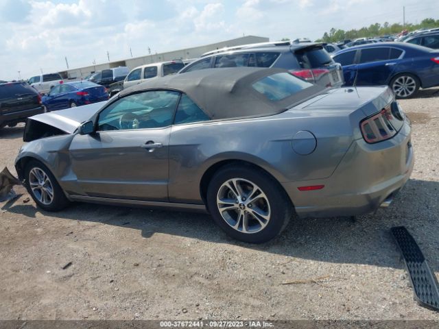 1ZVBP8EM1E5290335 Ford Mustang V6