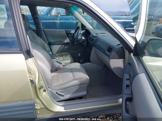 2001 SUBARU FORESTER L VIN: JF1SF63551H745644