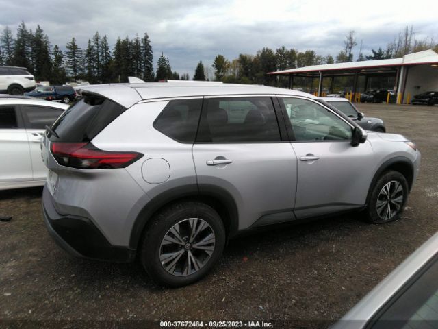 5N1AT3BB4MC767913 Nissan ROGUE SV