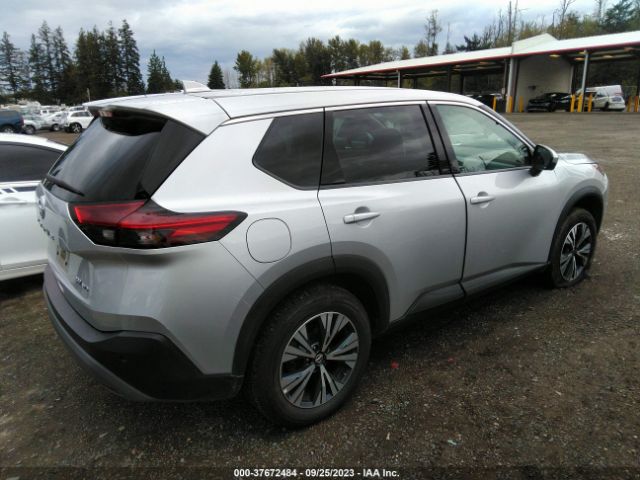 5N1AT3BB4MC767913 Nissan ROGUE SV