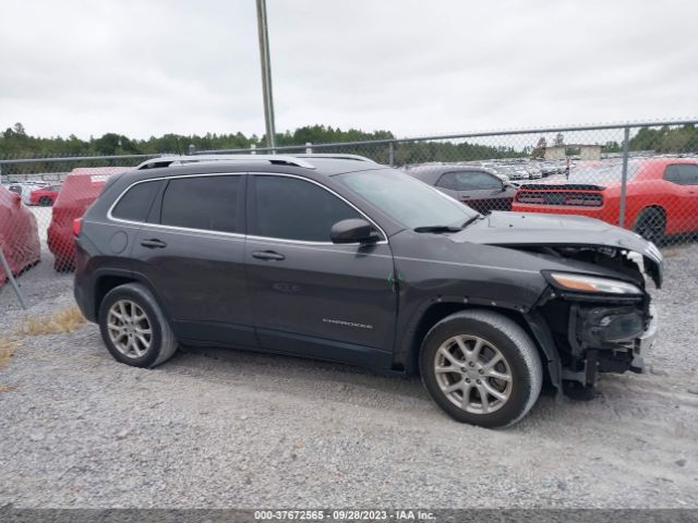 1C4PJLLB8JD510424 Jeep Cherokee Latitude Plus