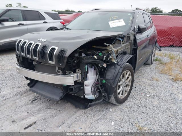 1C4PJLLB8JD510424 Jeep Cherokee Latitude Plus
