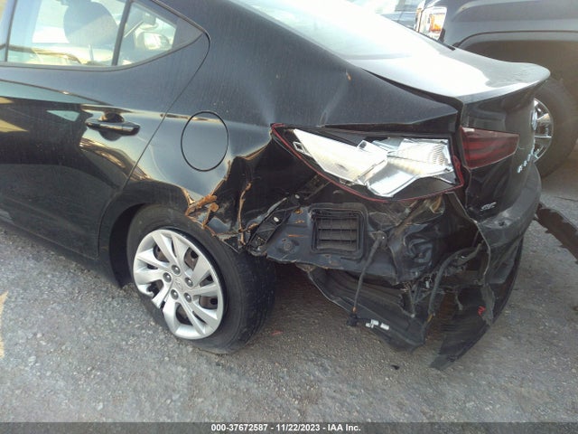 2019 HYUNDAI ELANTRA SE VIN: 5NPD74LF9KH487645