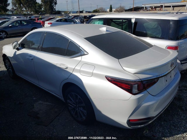 58ACA1C15NU023332 Lexus Es Es 300h
