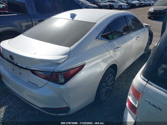 58ACA1C15NU023332 Lexus Es Es 300h
