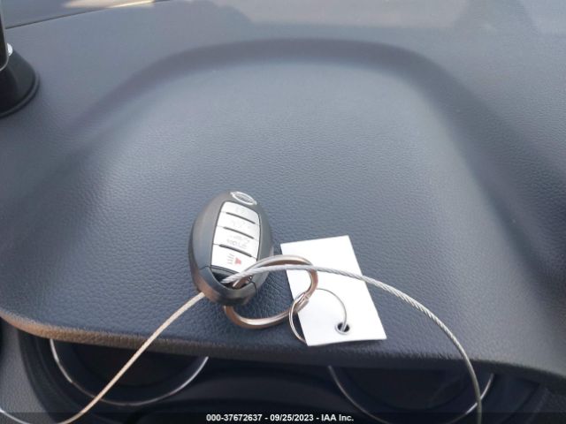 KNMAT2MV0GP675085 Nissan ROGUE SV