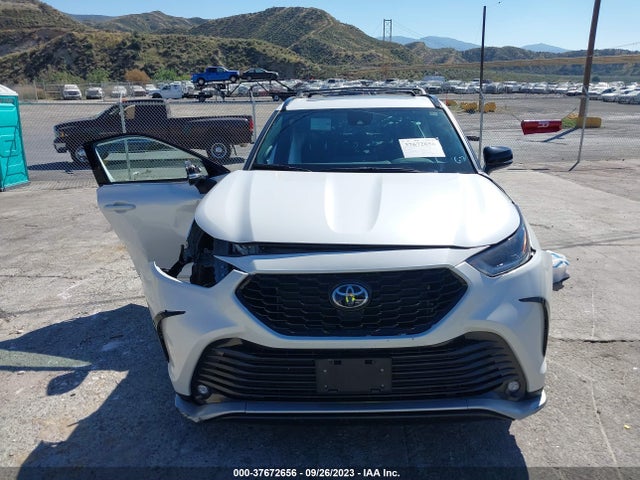 Toyota Highlander Xse 2021 5TDJZRAH0MS060463 Image 3