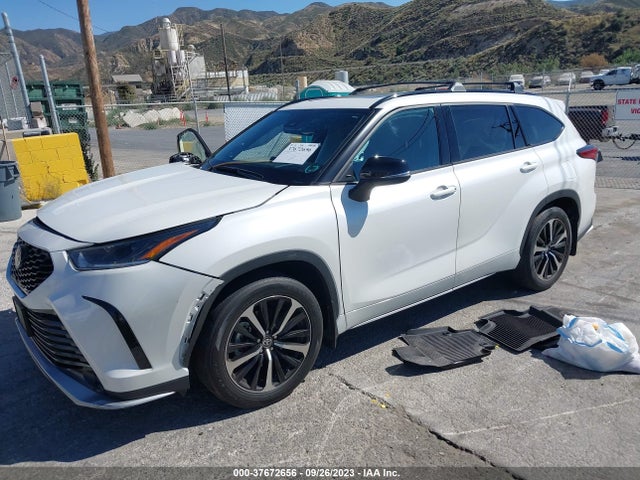 Toyota Highlander Xse 2021 5TDJZRAH0MS060463 Image 2