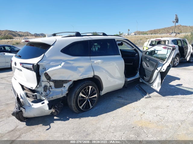 Toyota Highlander Xse 2021 5TDJZRAH0MS060463 Image 9