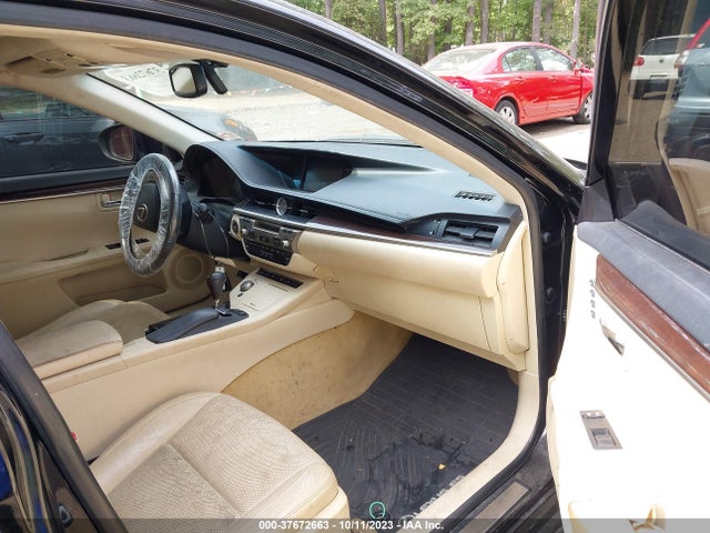 2013 LEXUS ES 350 4DR SDN VIN: JTHBK1GG9D2004682