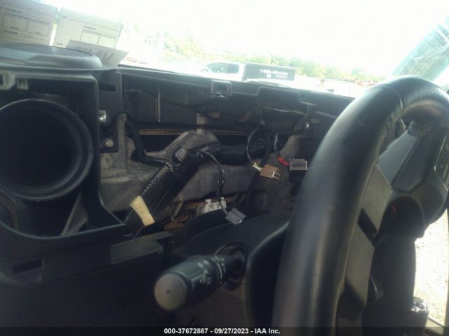 1C4HJWDG3HL660151 Jeep Wrangler Unlimited Sport