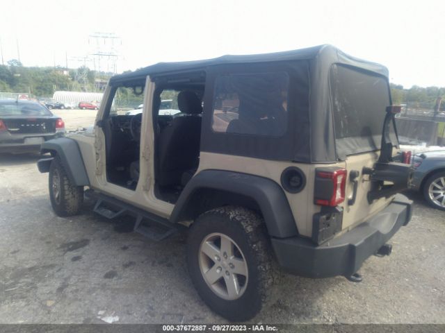 1C4HJWDG3HL660151 Jeep Wrangler Unlimited Sport
