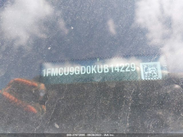1FMCU9GD0KUB14229 Ford ESCAPE SE