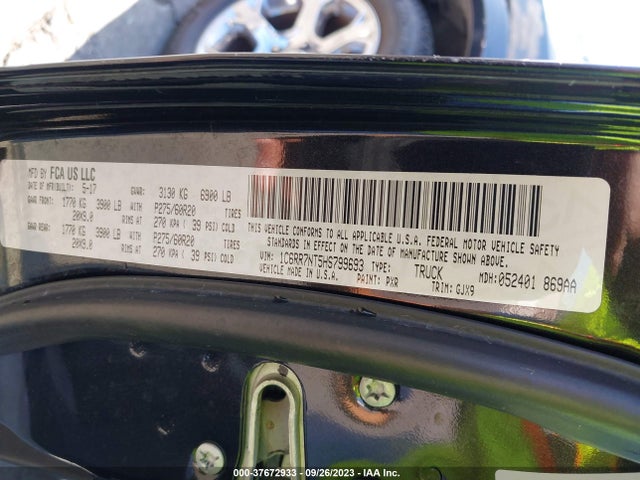 RAM 1500 Laramie 2017 1C6RR7NT5HS799693 Image 9