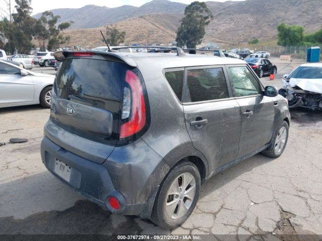 KNDJN2A27F7171121 KIA Soul Base