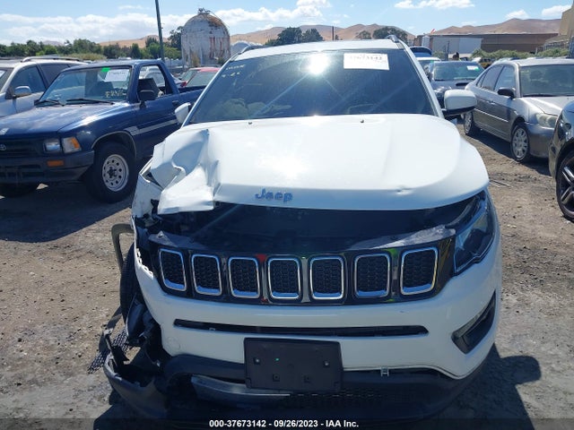 Jeep Compass Latitude W/sun/wheel Pkg 2018 3C4NJCBB1JT460968 Image 11