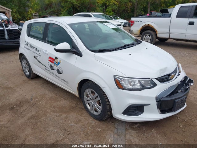 Chevrolet SONIC LT 2017 1G1JG6SHXH4144688 Image 1