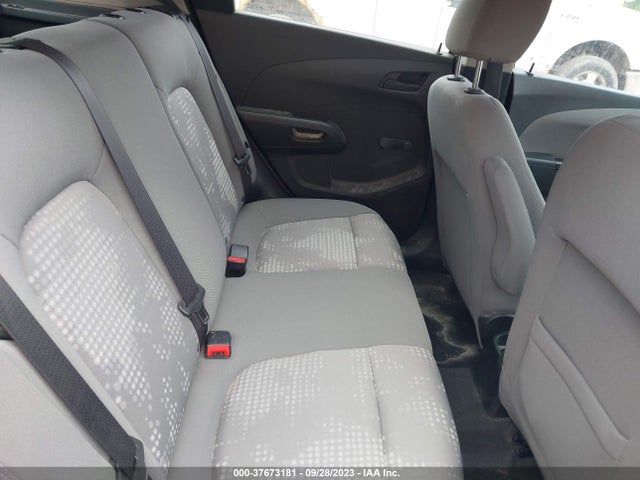 Chevrolet SONIC LT 2017 1G1JG6SHXH4144688 Image 8