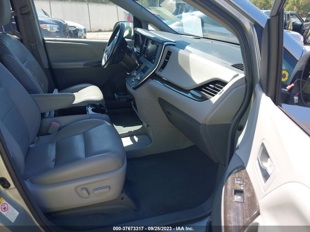 Toyota Sienna Xle Auto Access 2019 5TDYZ3DC0KS990520 Image 5