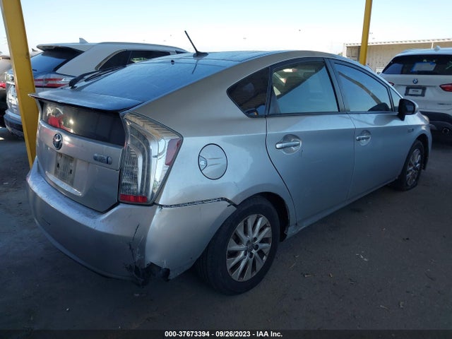 Toyota PRIUS PLUG-IN 2014 JTDKN3DP9E3057418 Image 11